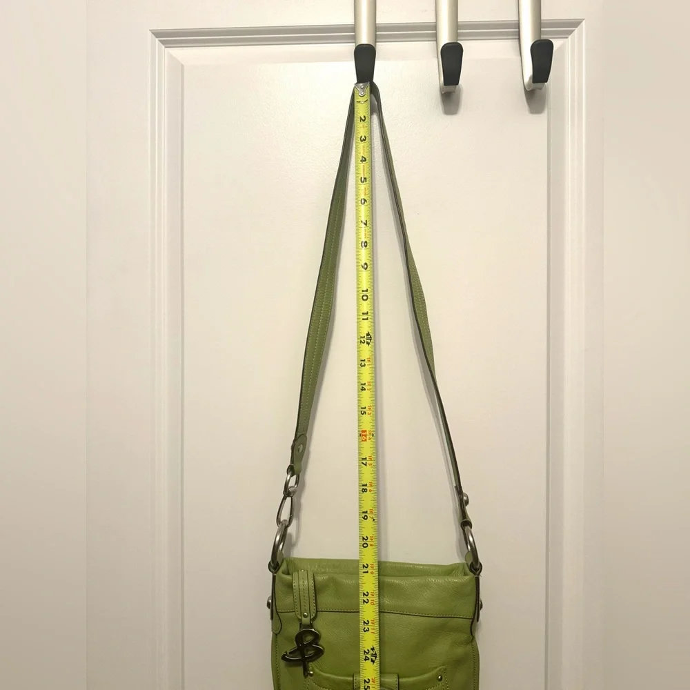 B Makowsky Bright Green Pebble Leather Convertible Crossbody/ Shoulder Bag - Picture 6 of 11